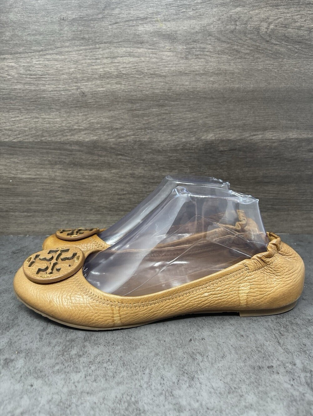 Tory Burch Reva Royal Tan Leather Womens Size 8 Ballet Flats Logo Medallion